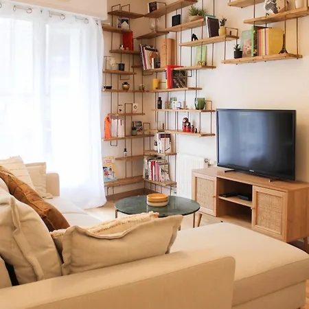 Duplex With Terrace And Canal De L'ourcq View Apartment *