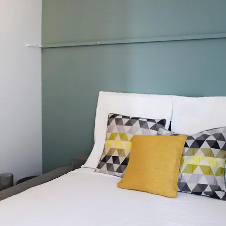 Apartment Duplex With Terrace And Canal De L'ourcq View